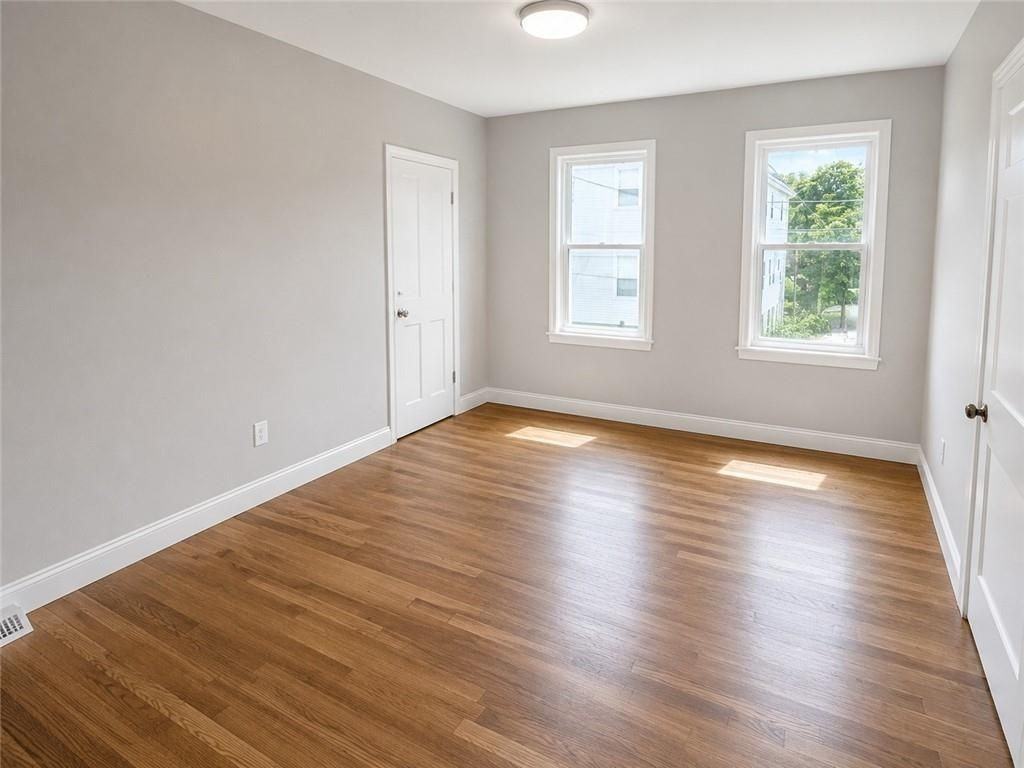 213 State St ##C - Photo 5 of 7