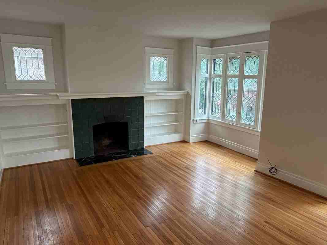542 Richmond Ave - Photo 2 of 28