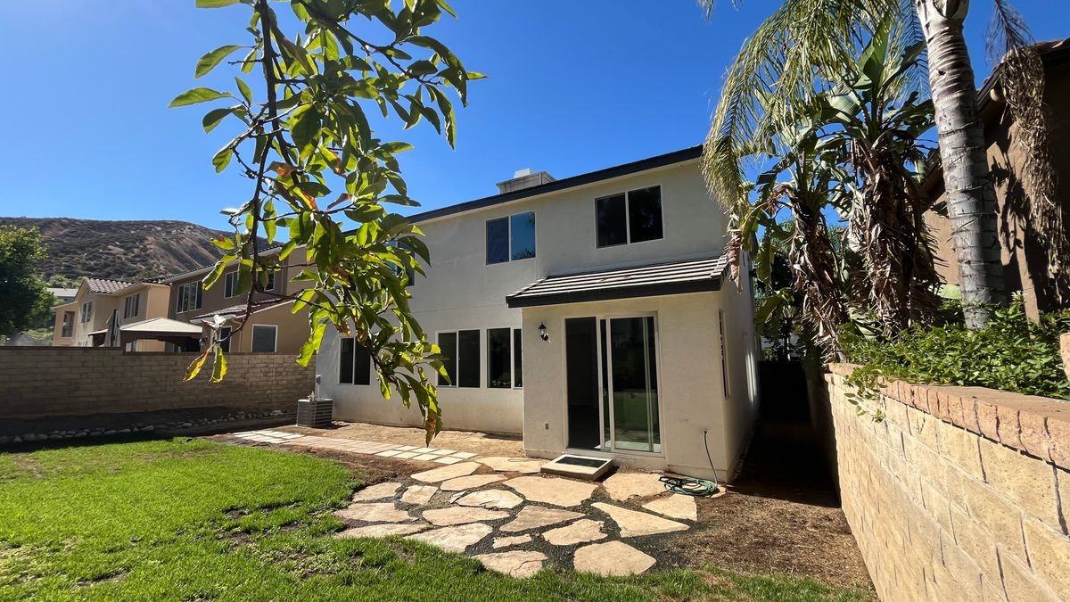 29255 Orion Ln - Photo 2 of 10