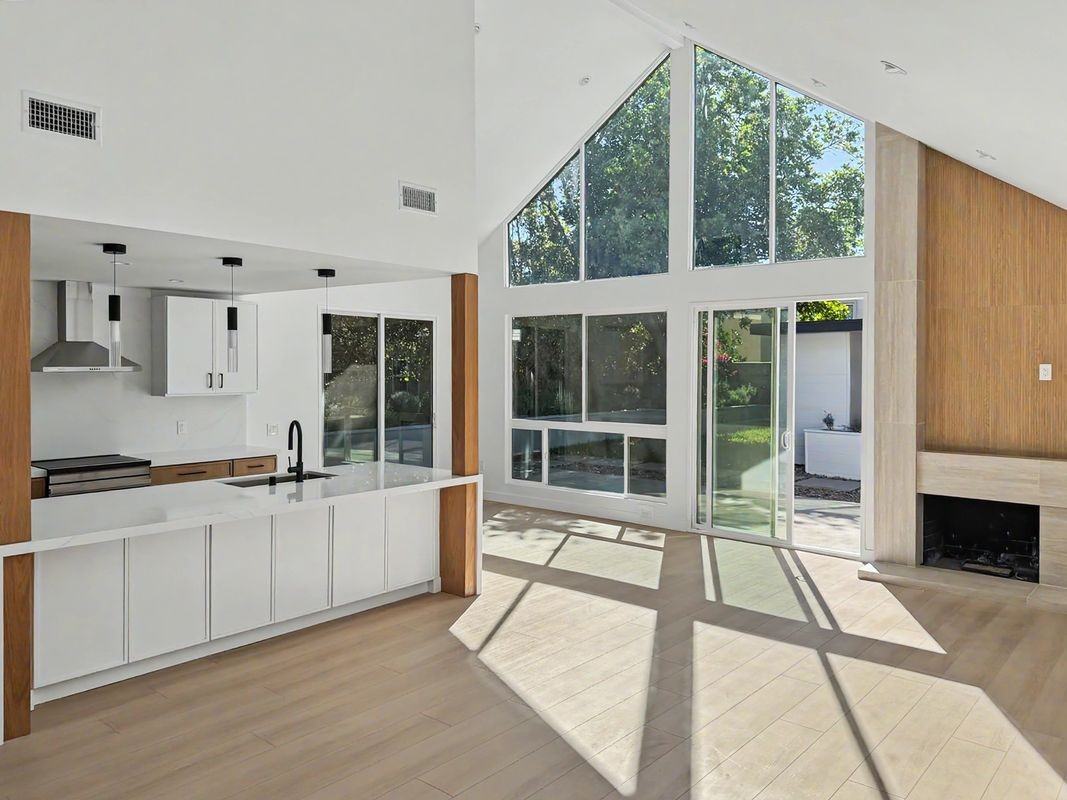 17841 Arbor Ln - Photo 4 of 15