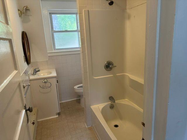 94STREET Humphrey St - Photo 2 of 3