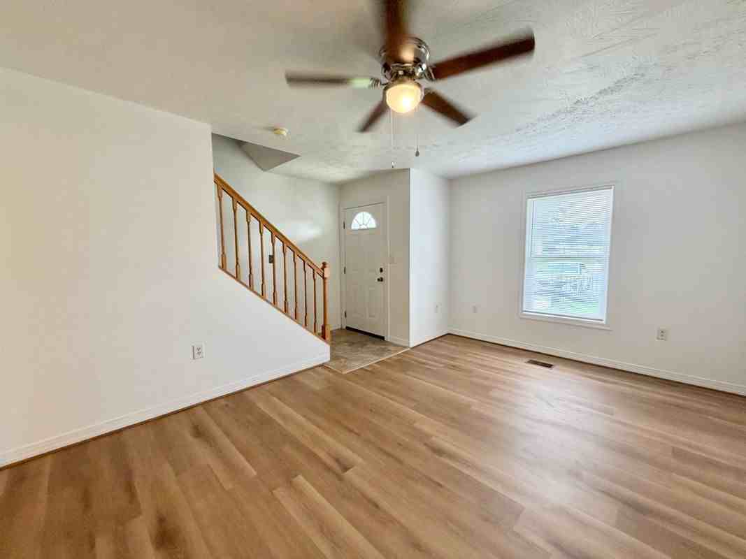 116 T Bird Ln ##B - Photo 7 of 18