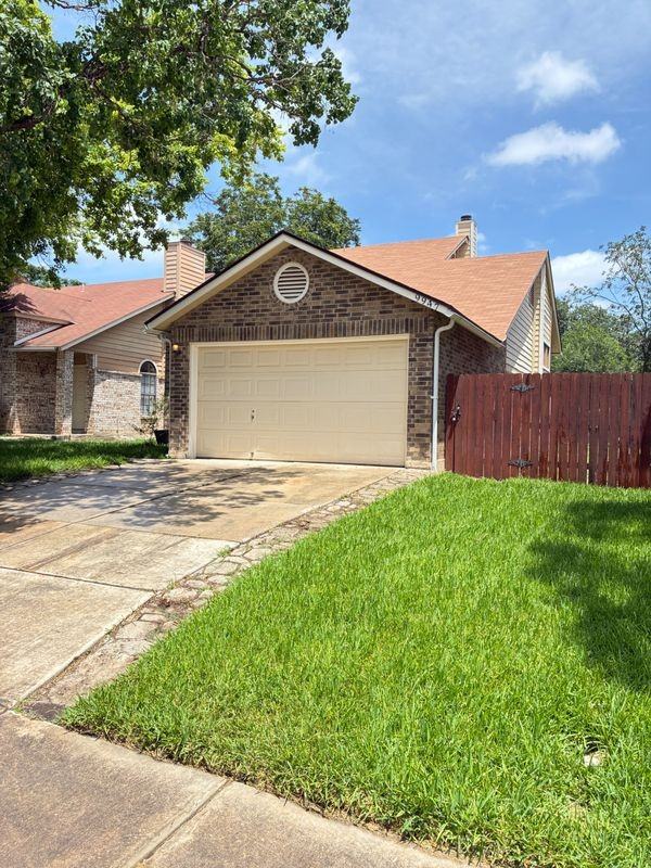 9947 Echo Plain Dr - Photo 4 of 5