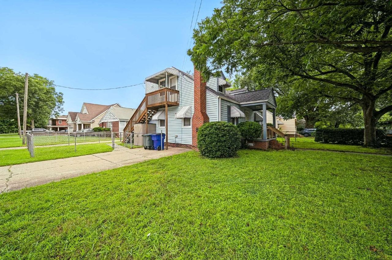 3702 Cape Henry Ave - Photo 3 of 24