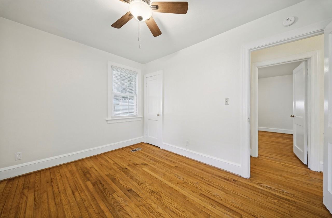 3702 Cape Henry Ave - Photo 7 of 24