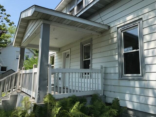 1216 Bellevue Ave - Photo 2 of 28