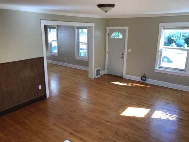 1216 Bellevue Ave - Photo 5 of 28