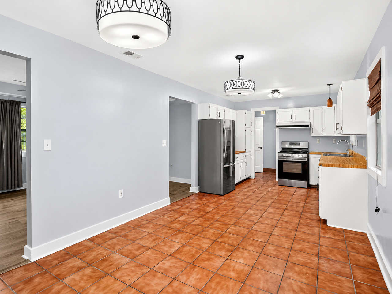 5 Warren Dr - Photo 6 of 22