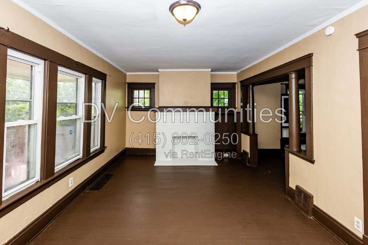 1148 E 176th St - Photo 3 of 27