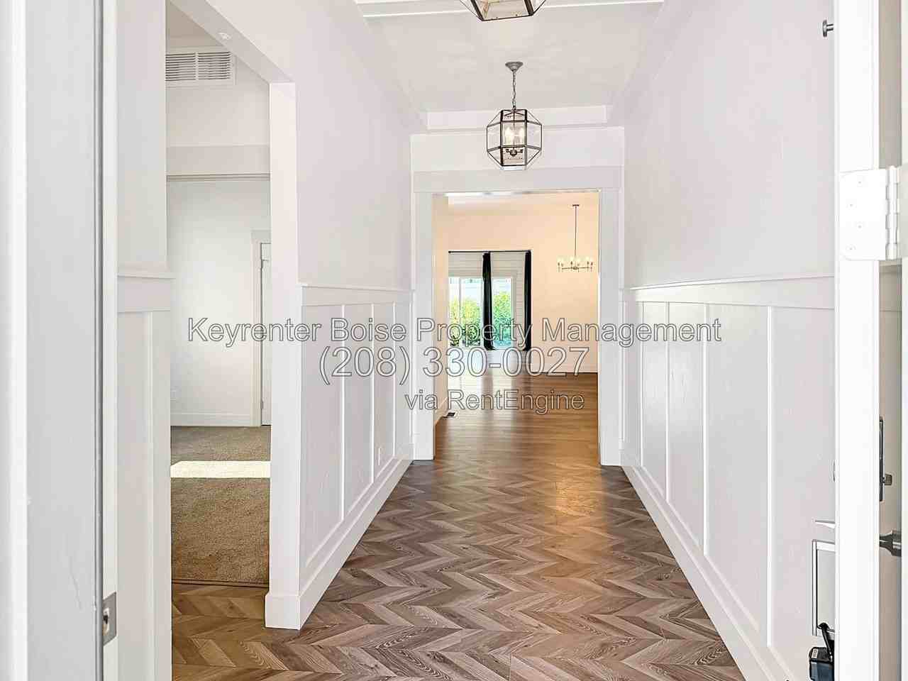 1440 W Cerulean St - Photo 2 of 26