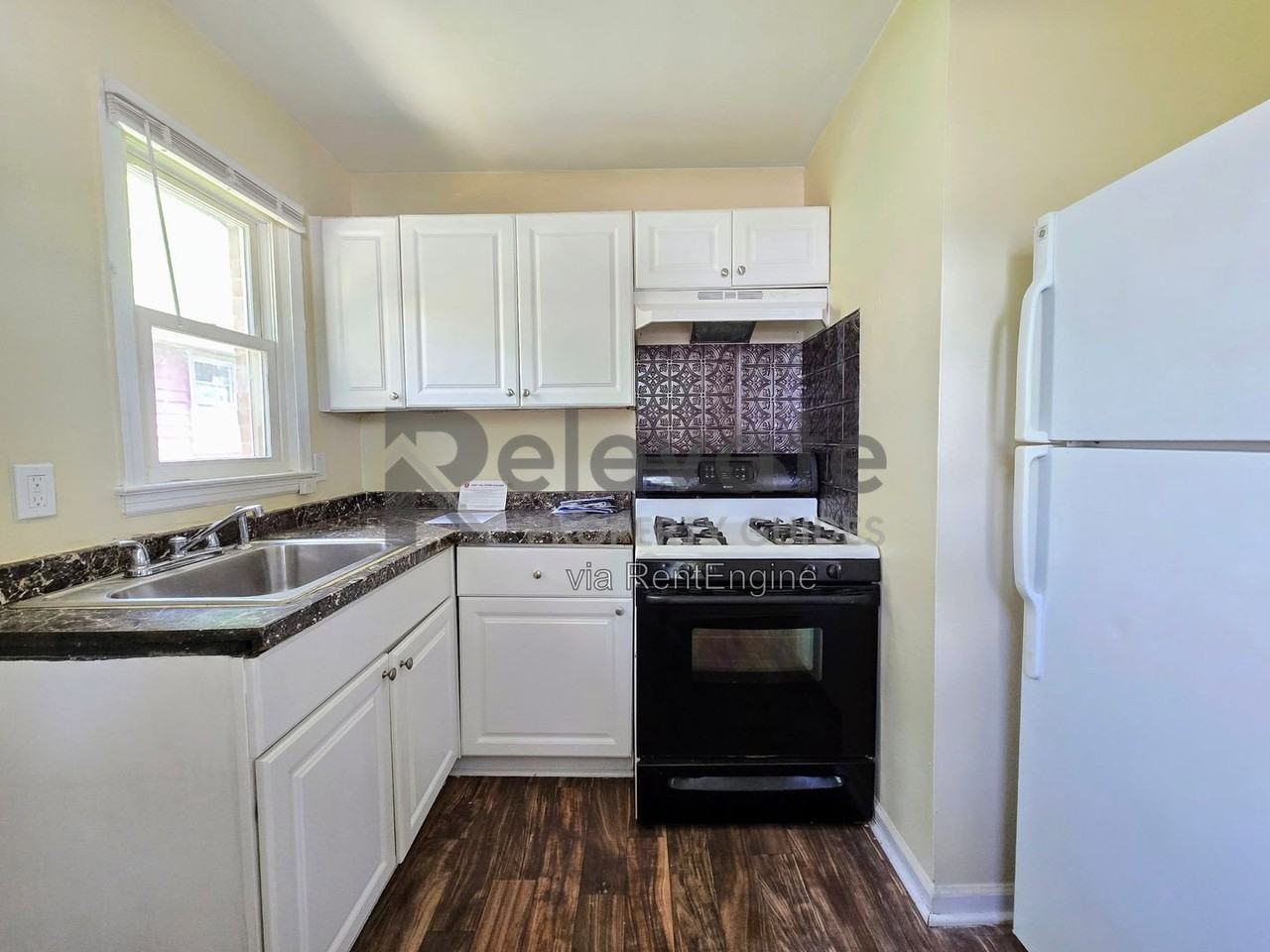 1150 Wilcox St #A - Photo 2 of 13