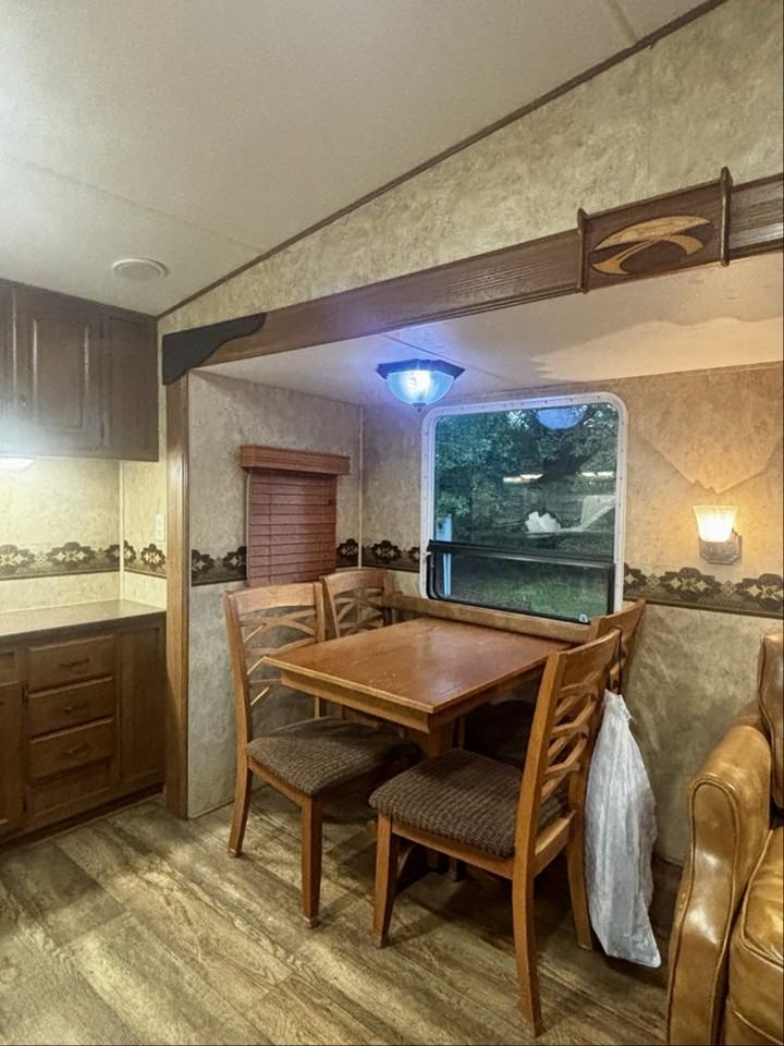 3158 Westwood Dr - Photo 6 of 15