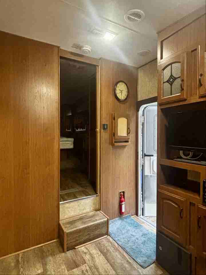 3158 Westwood Dr - Photo 7 of 15