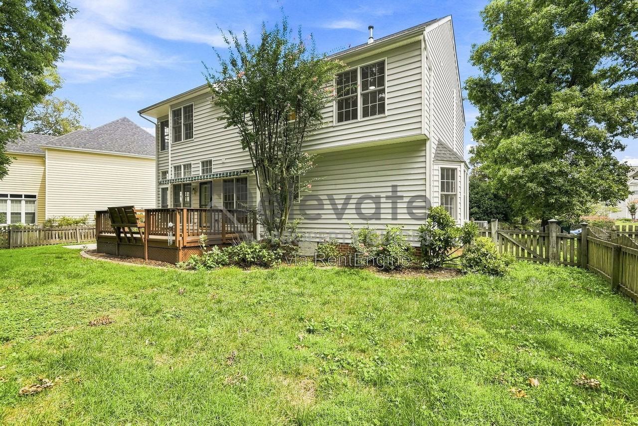 10927 Rickey Ct - Photo 3 of 21
