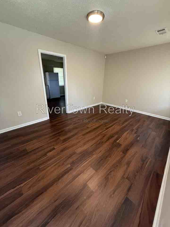 3236 Sweet Springs Dr - Photo 2 of 10