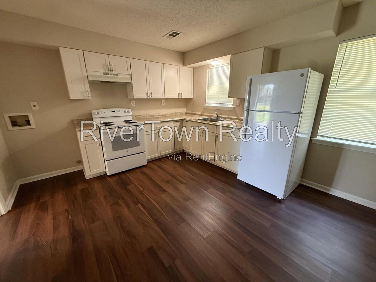 3236 Sweet Springs Dr - Photo 3 of 10