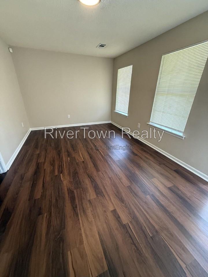 3236 Sweet Springs Dr - Photo 6 of 10