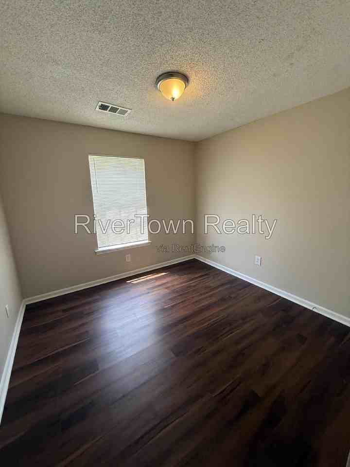 3236 Sweet Springs Dr - Photo 7 of 10
