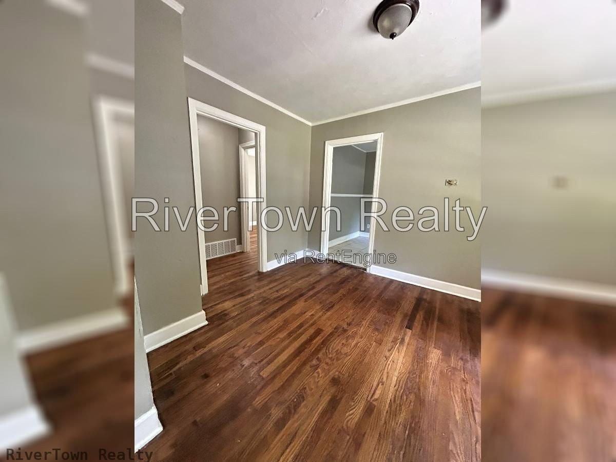 3034 Sunrise St - Photo 3 of 16