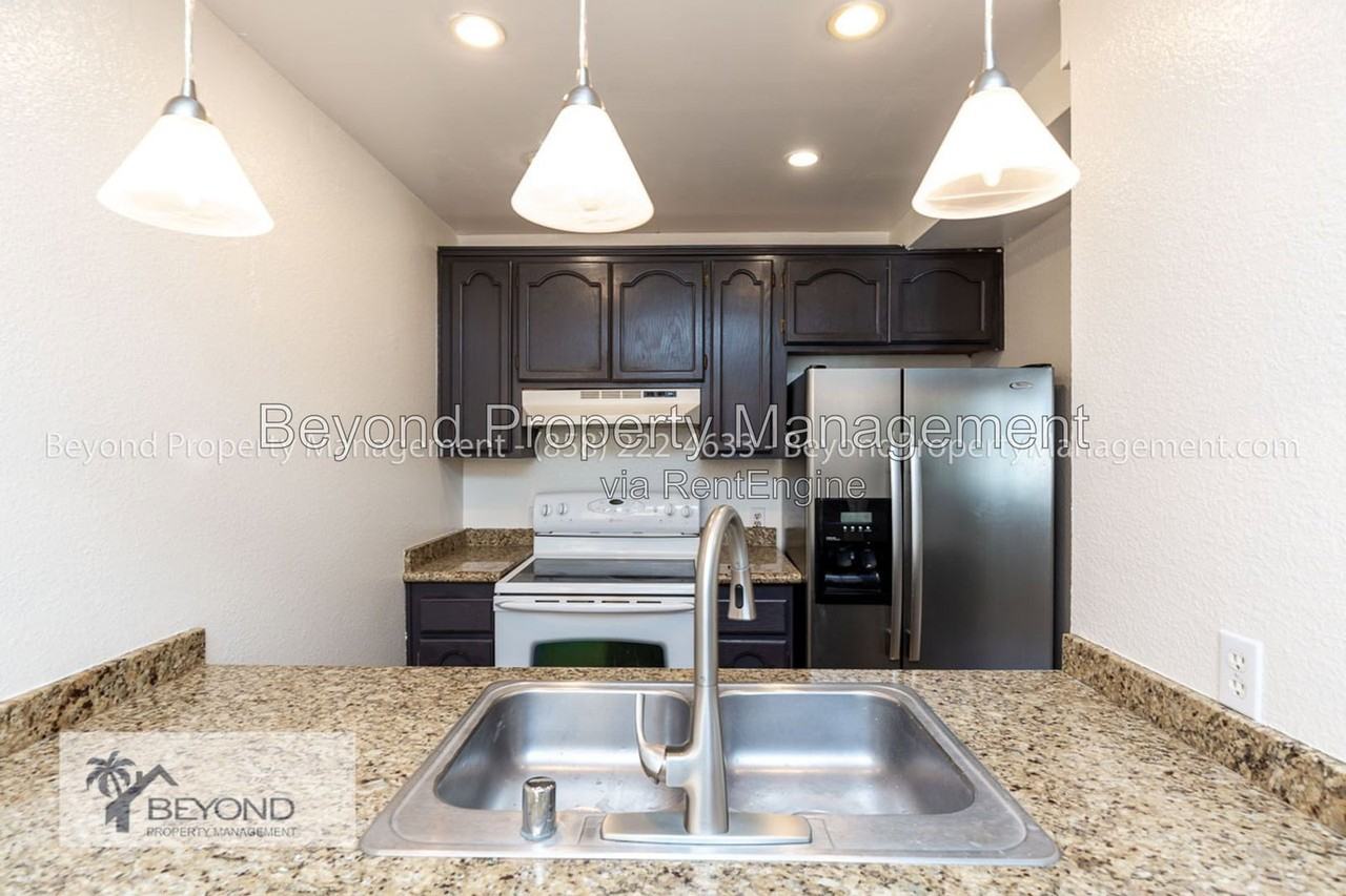 2608 Broadway #3 - Photo 6 of 20
