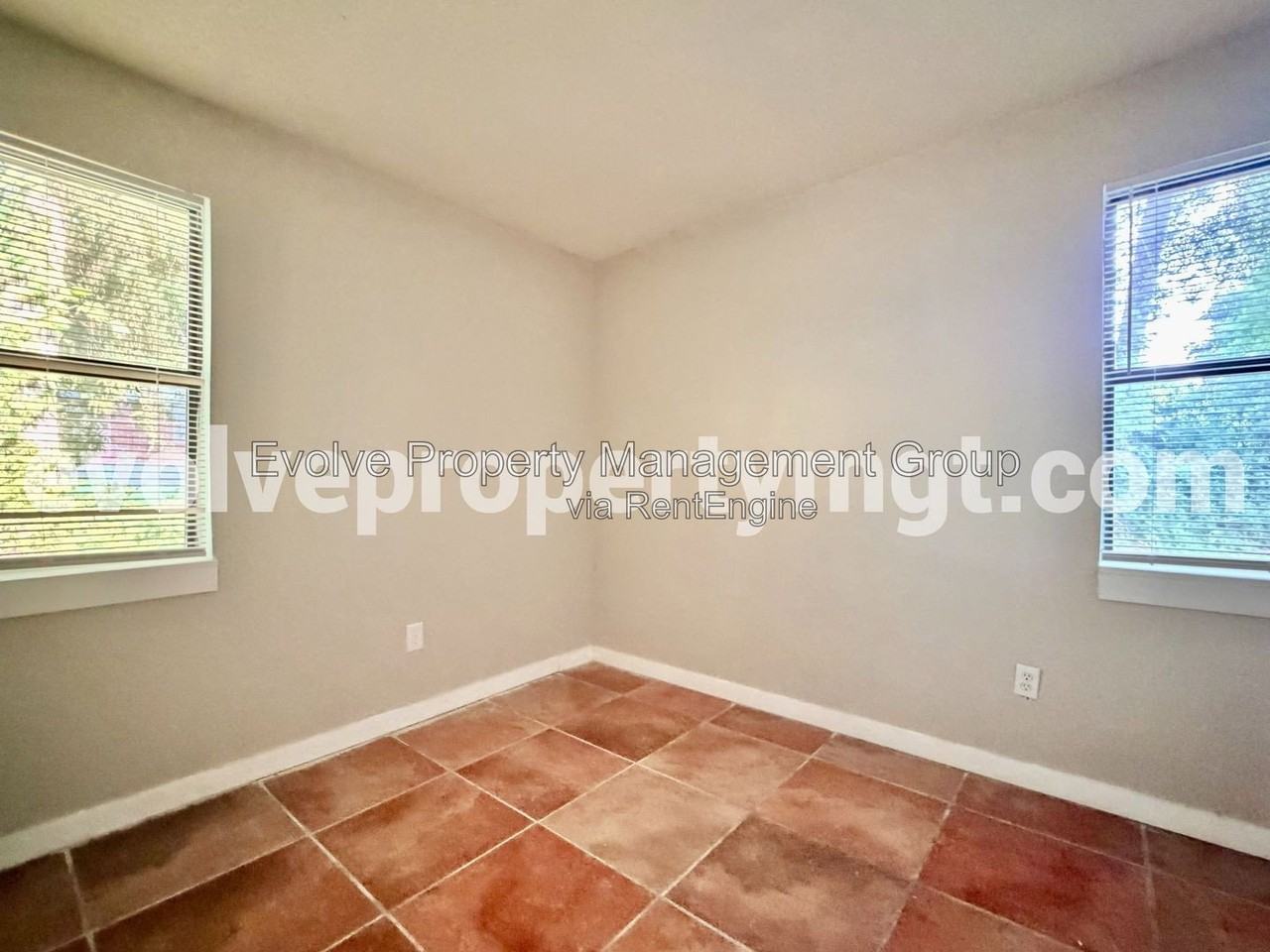 30 W Fay Ave #3 - Photo 6 of 8