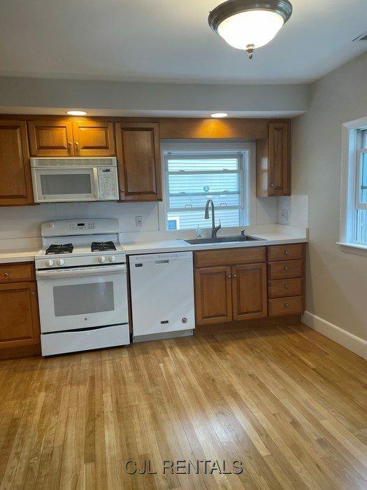 146 Chapel St - Photo 3 of 28