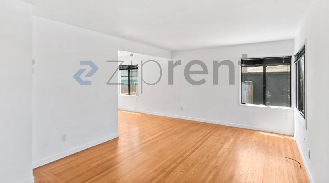 905 61st St #905 - Photo 7 of 27