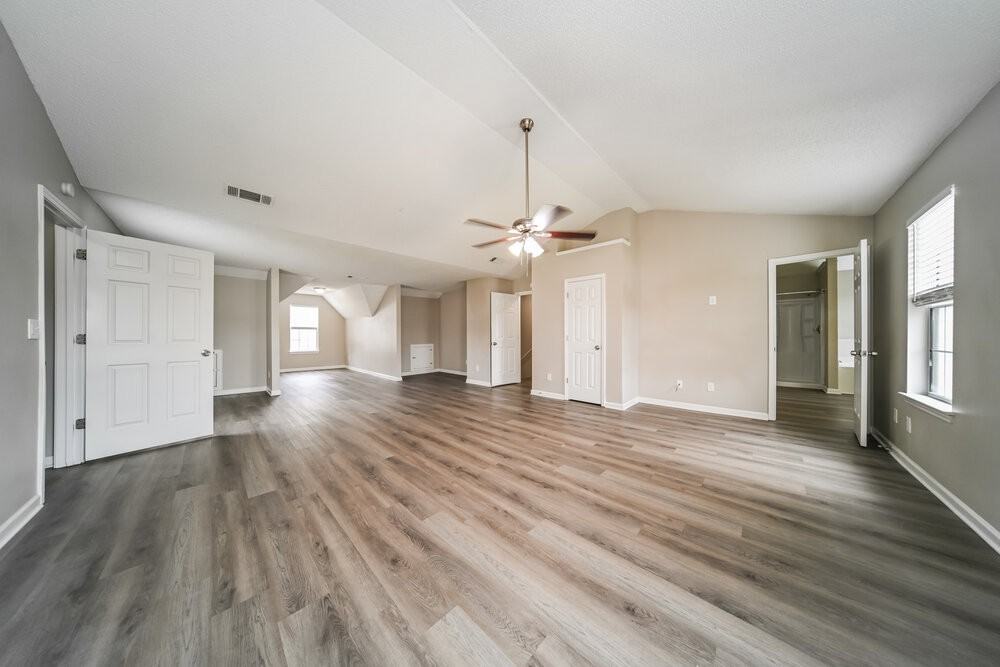 6243 Sayler Park - Photo 4 of 17