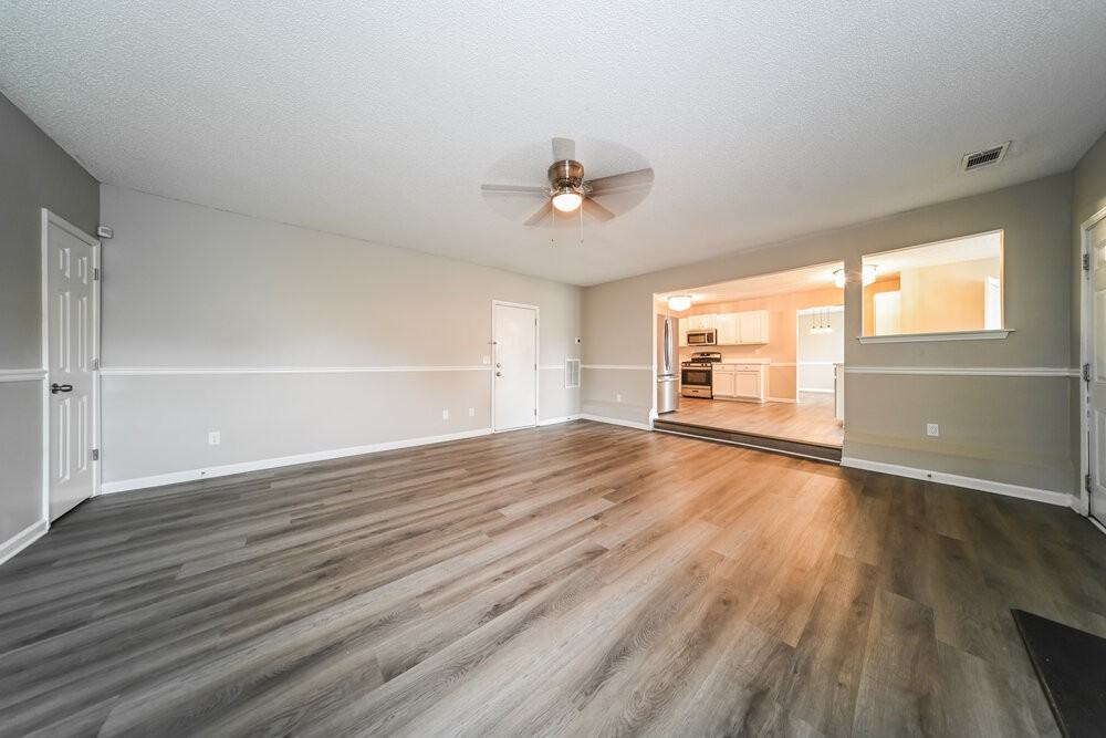 6243 Sayler Park - Photo 6 of 17