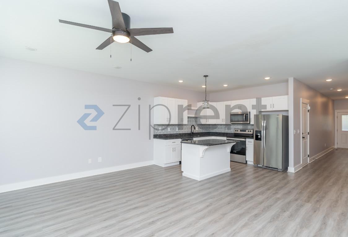 4417 Jersey Pike #105 - Photo 4 of 20