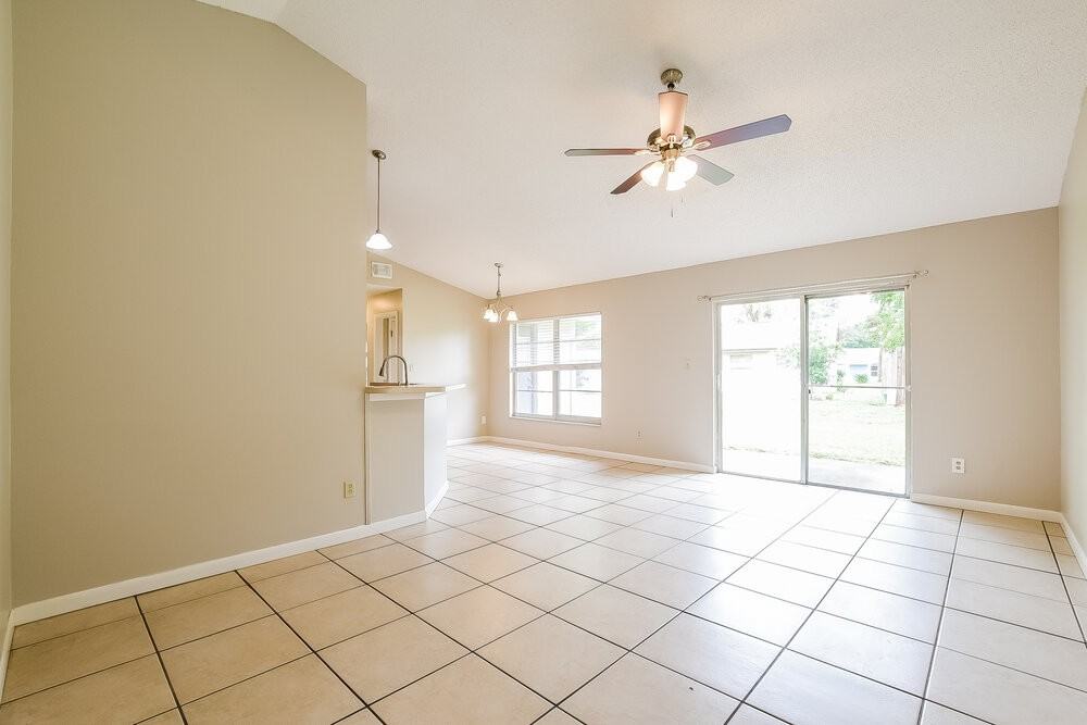2854 Camomile Dr - Photo 3 of 16