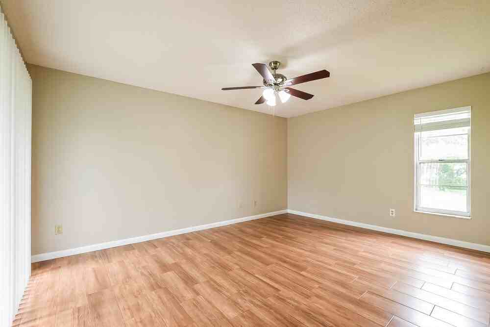 2854 Camomile Dr - Photo 4 of 16