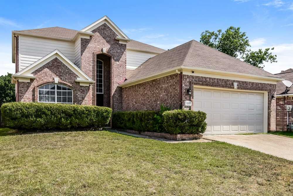 1333 Mill Wood Ln - Photo 4 of 17