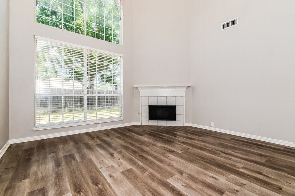 1333 Mill Wood Ln - Photo 5 of 17