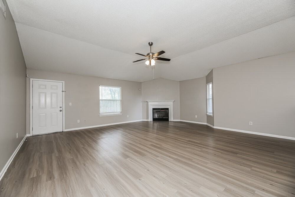 1368 High Plains Dr W - Photo 4 of 16