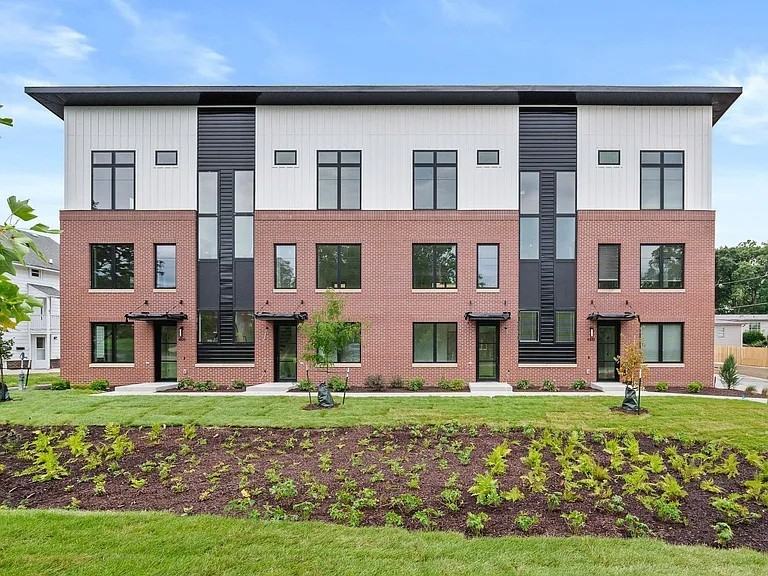4848 Ingersoll Ave #4848