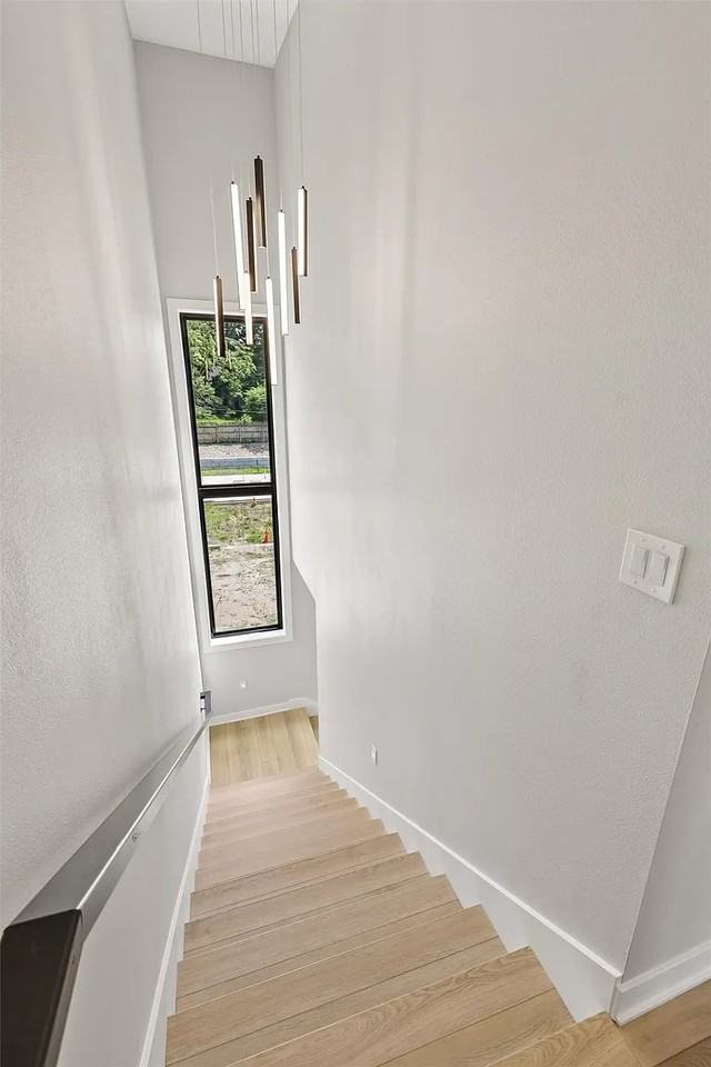 4848 Ingersoll Ave #4848 - Photo 4 of 30