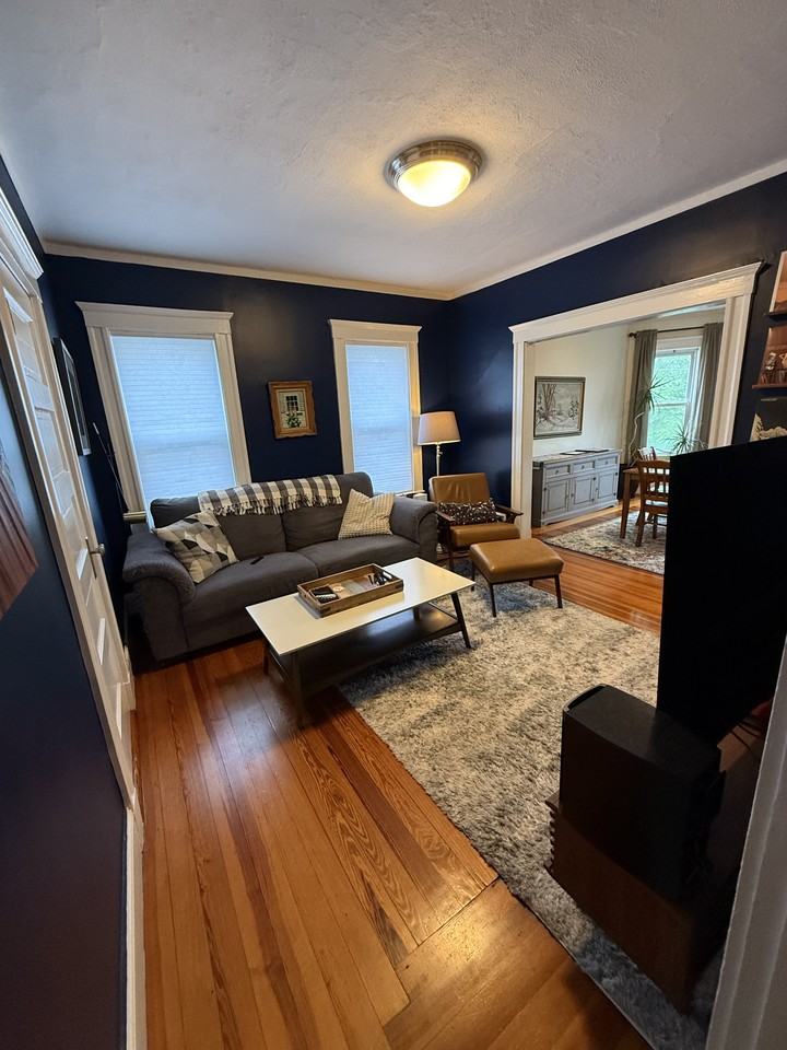 5 Belmont Sq #2 - Photo 3 of 15