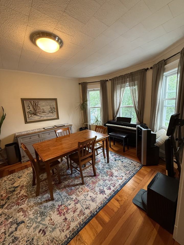 5 Belmont Sq #2 - Photo 4 of 15