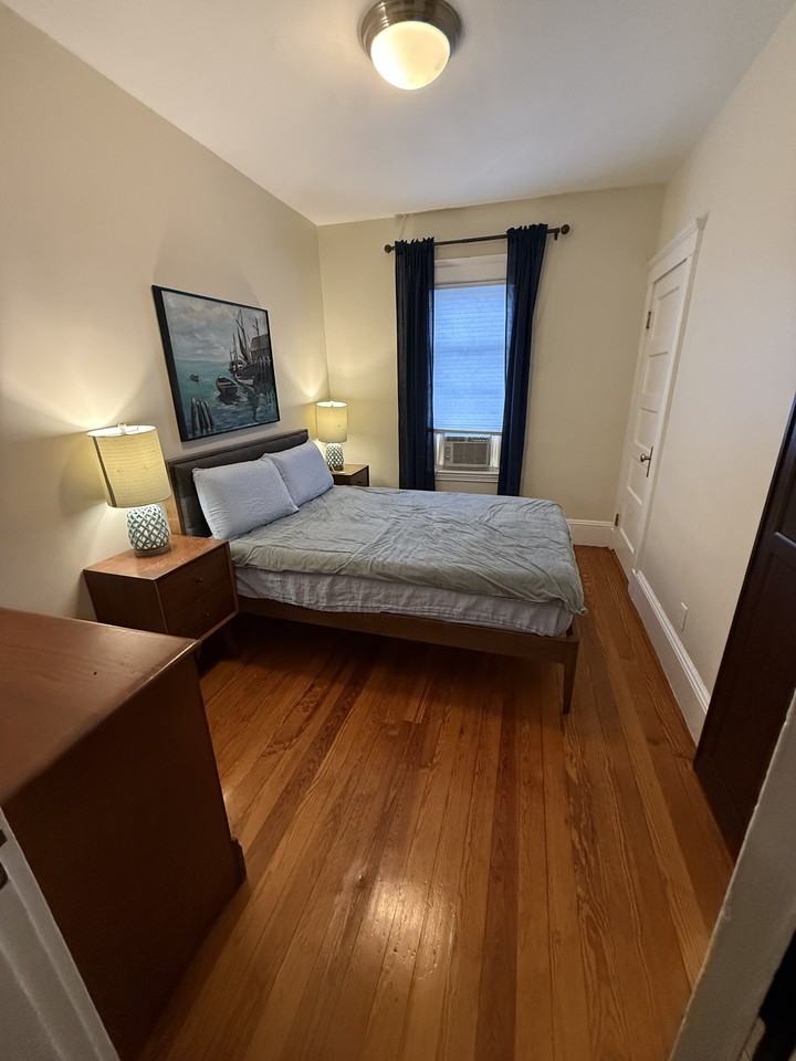 5 Belmont Sq #2 - Photo 5 of 15