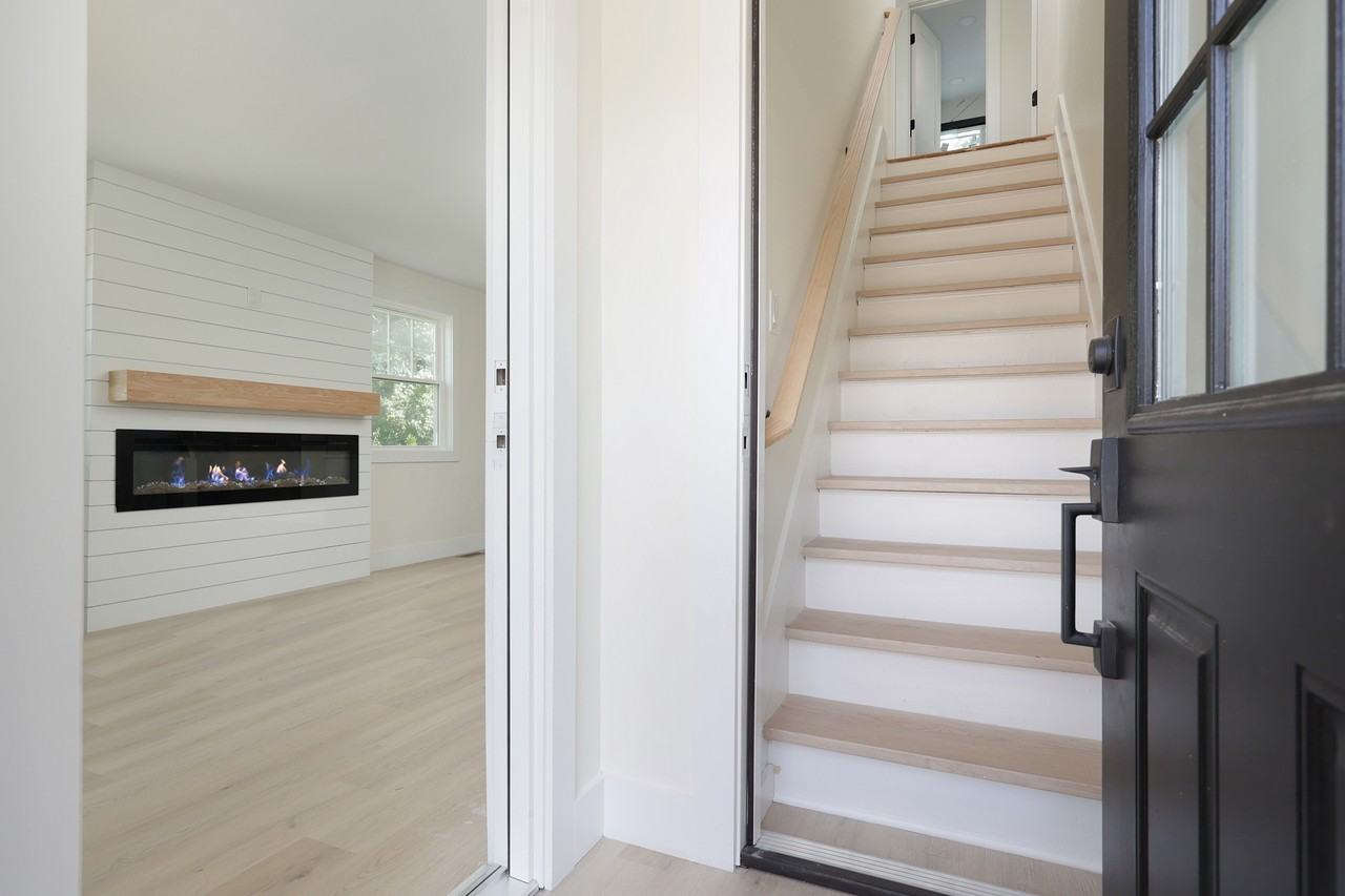 941 South Ave W #1 - Photo 7 of 18