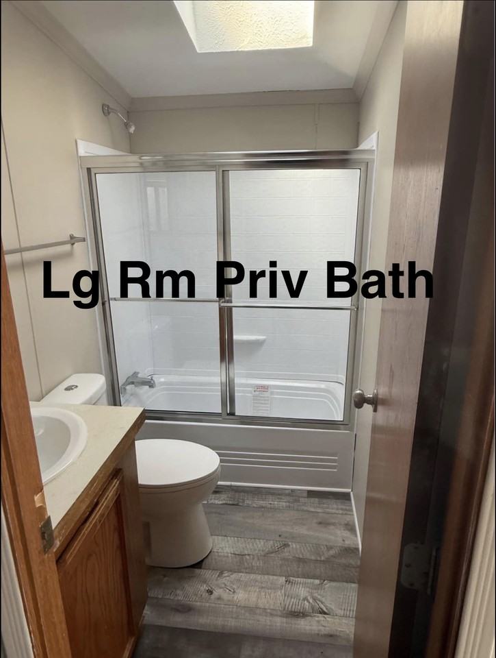 508 Cour Louis St #A - Photo 3 of 7