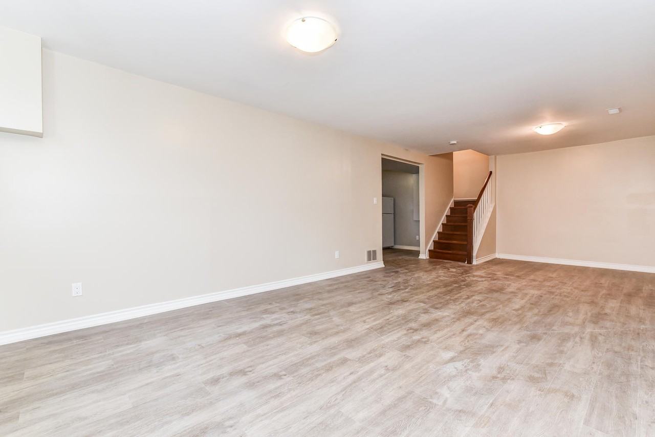 Olive Ave & Simcoe St S #2 - Photo 5 of 19