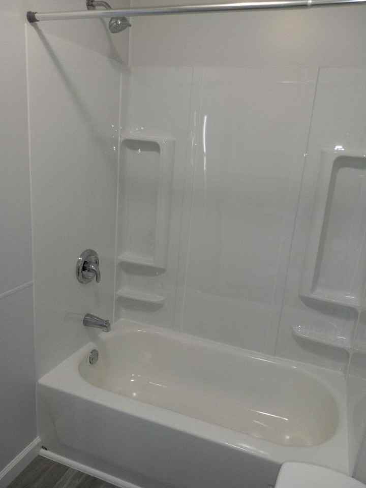 1124 Greenwich St #1stFL - Photo 6 of 9