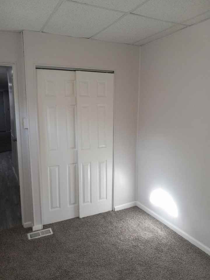 1124 Greenwich St #1stFL - Photo 7 of 9