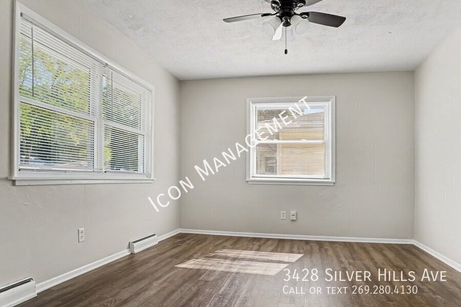 3428 Silver Hills Ave - Photo 4 of 18