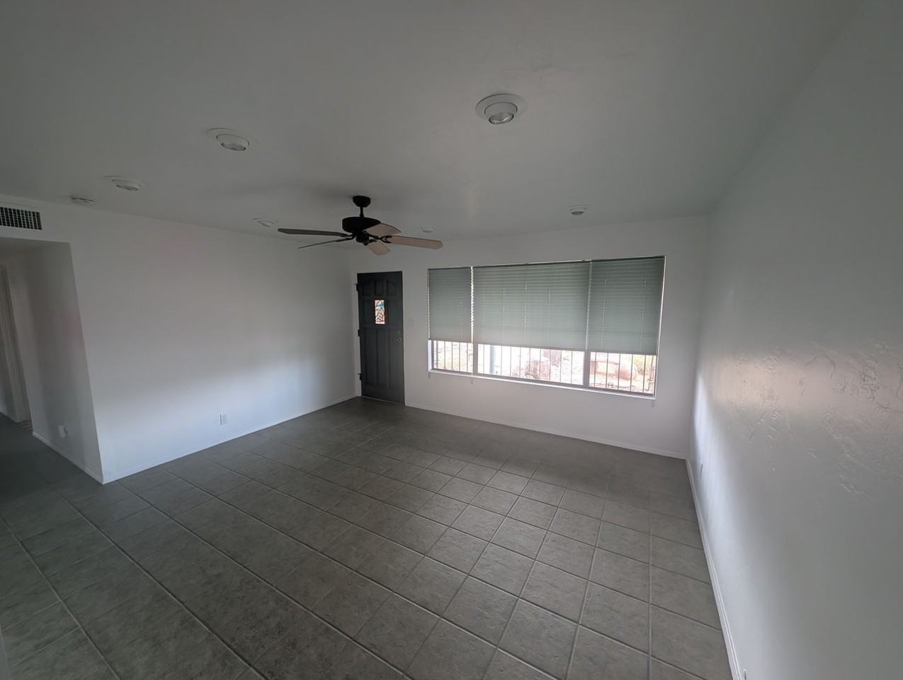 6231 E 15th St #1 - Photo 5 of 19