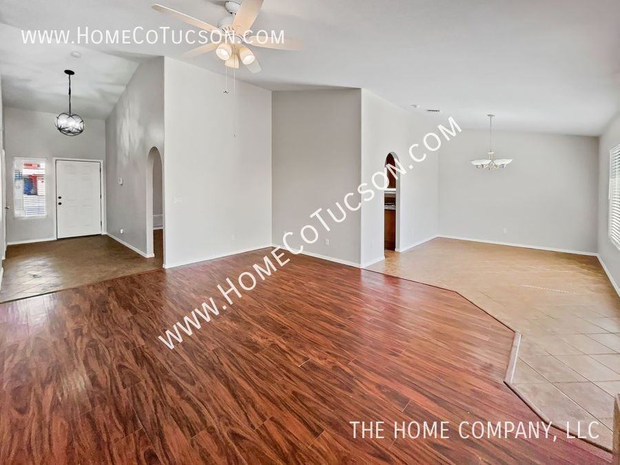 9232 E Big Sky Ln - Photo 5 of 35