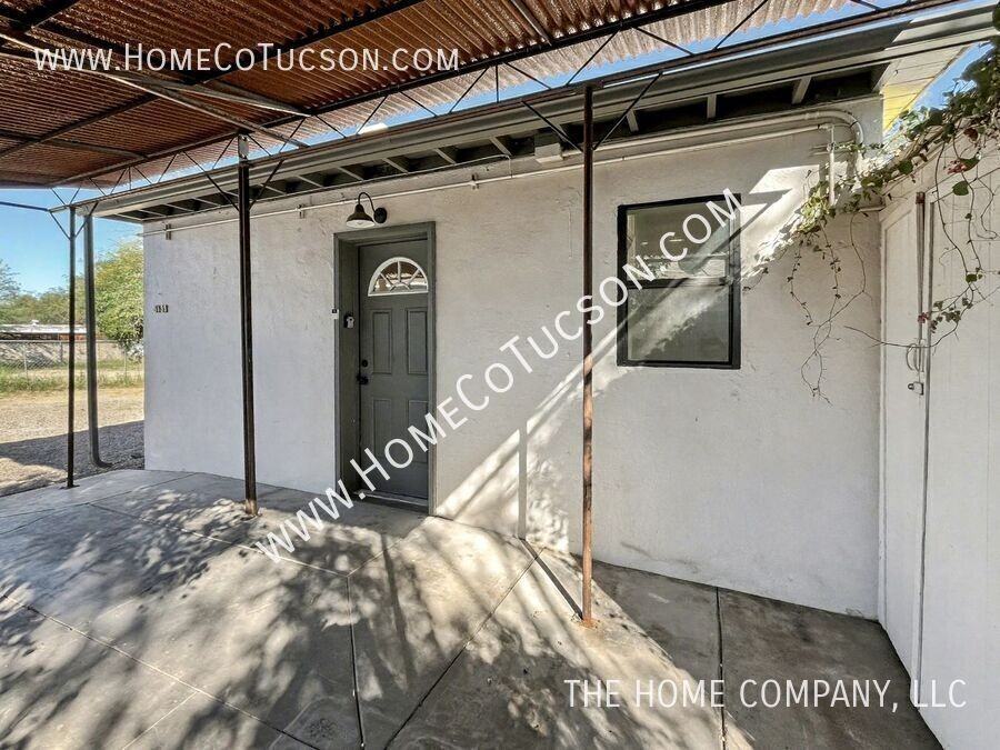 3435 E Elida St - Photo 2 of 32