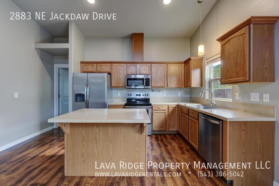 2883 Ne Jackdaw Dr - Photo 6 of 29